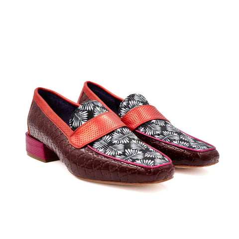 Mocasin de Mujer Fiorella Red Velvet - Altura Siete