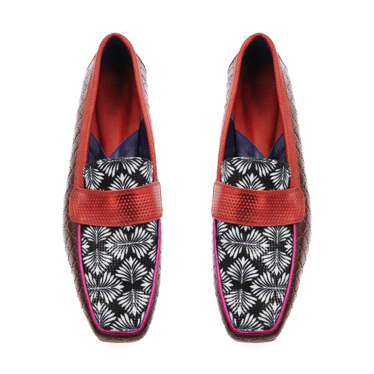 Mocasin de Mujer Fiorella Red Velvet - Altura Siete