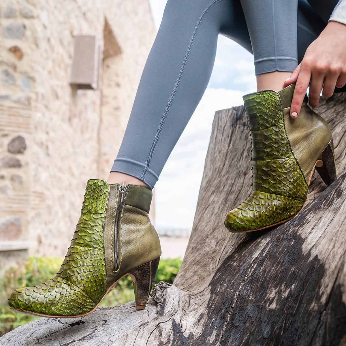 Artisanal Ankle Boot for Women Escalibur Premium